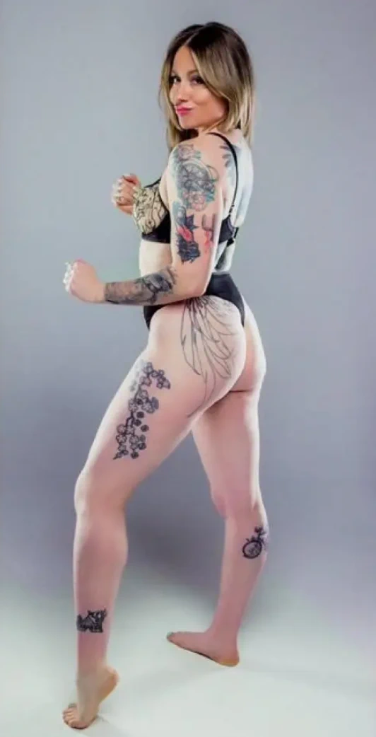 Hannah - Sidebar Profile