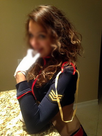 Alyssa - Sidebar Profile