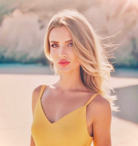 Angelina Shine - Photo 3