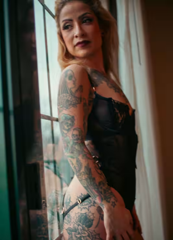Eva Rose - Photo 2