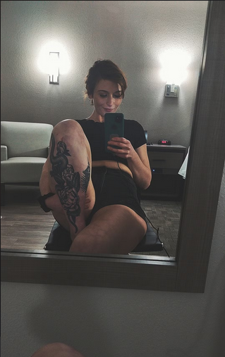 Jenna - Photo 2