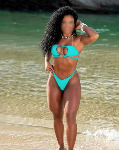 Lais Guimaraes - Photo 5