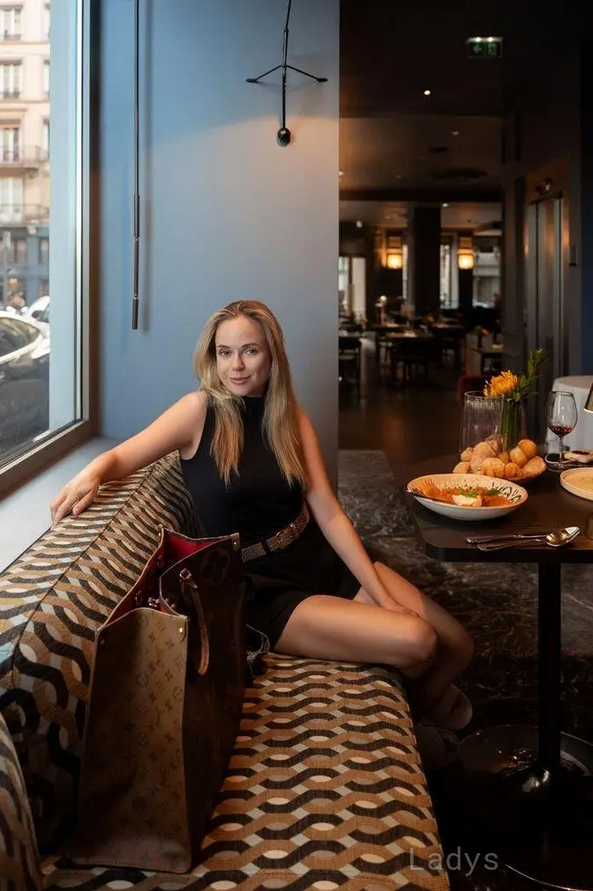 Lana France - Photo 6