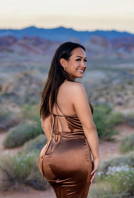 Mila Lani - Sidebar Profile