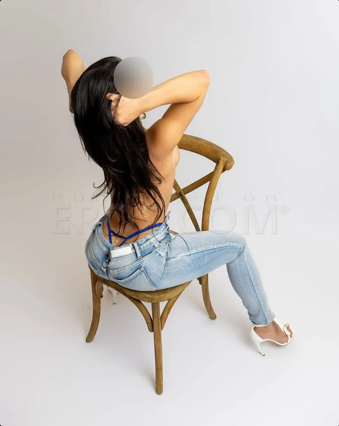 Milla - Sidebar Profile