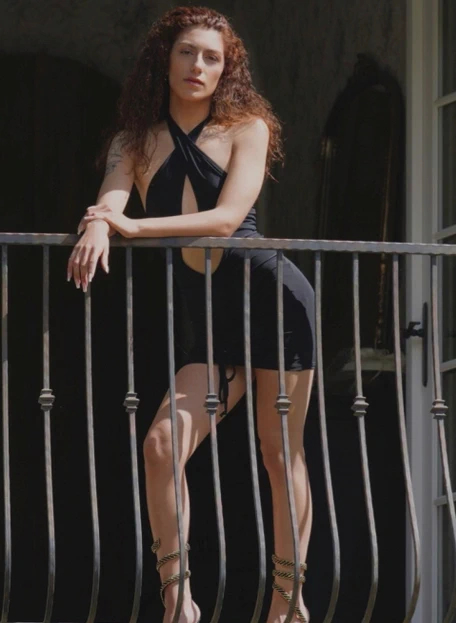 Nova - Photo 4