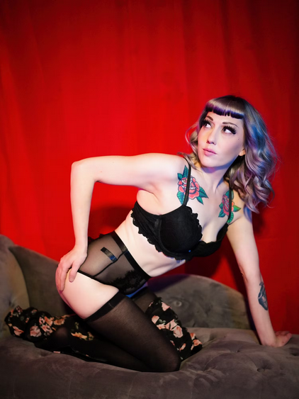 Pinup Vixen Profile