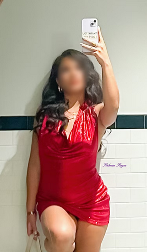 Rebecca Royce - Photo 1