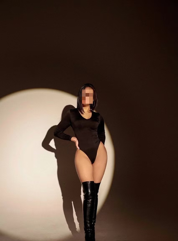 Suniya - Photo 3