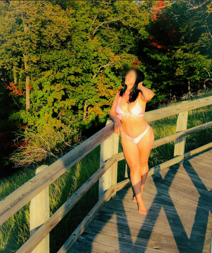 Thailah Woods Profile