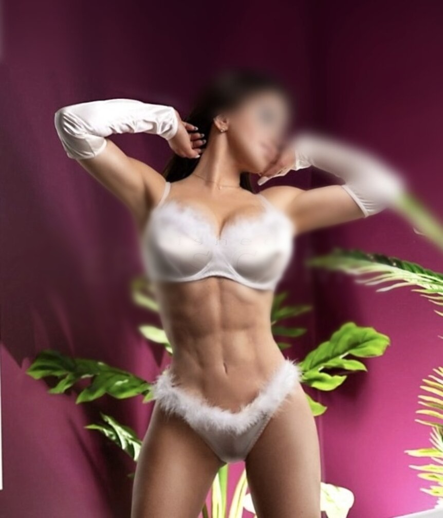 Valentina Main Photo