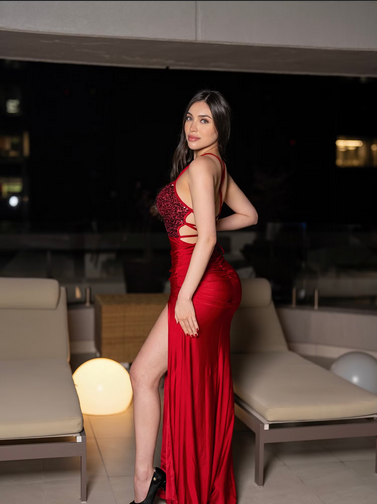Valeria Profile